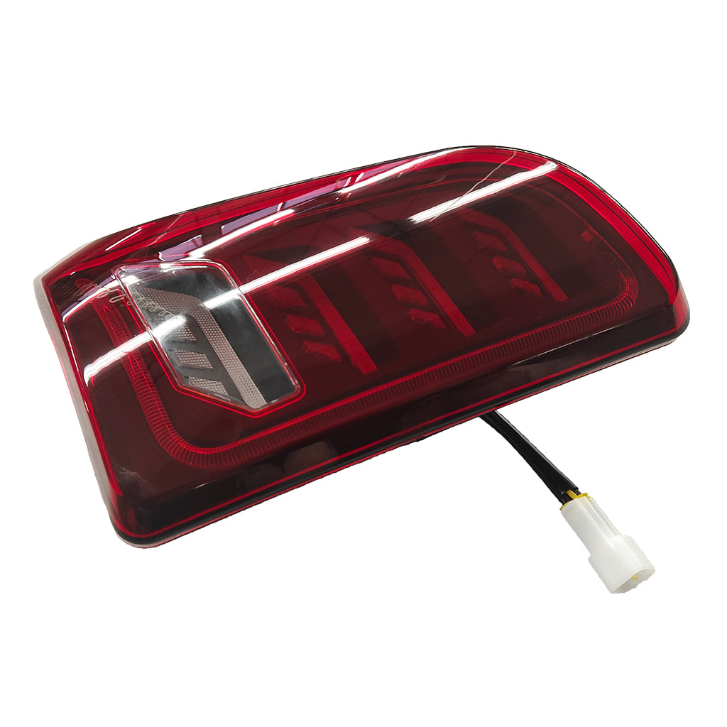 EVOLUTION D5 TAILLIGHT, PASSENGER SIDE