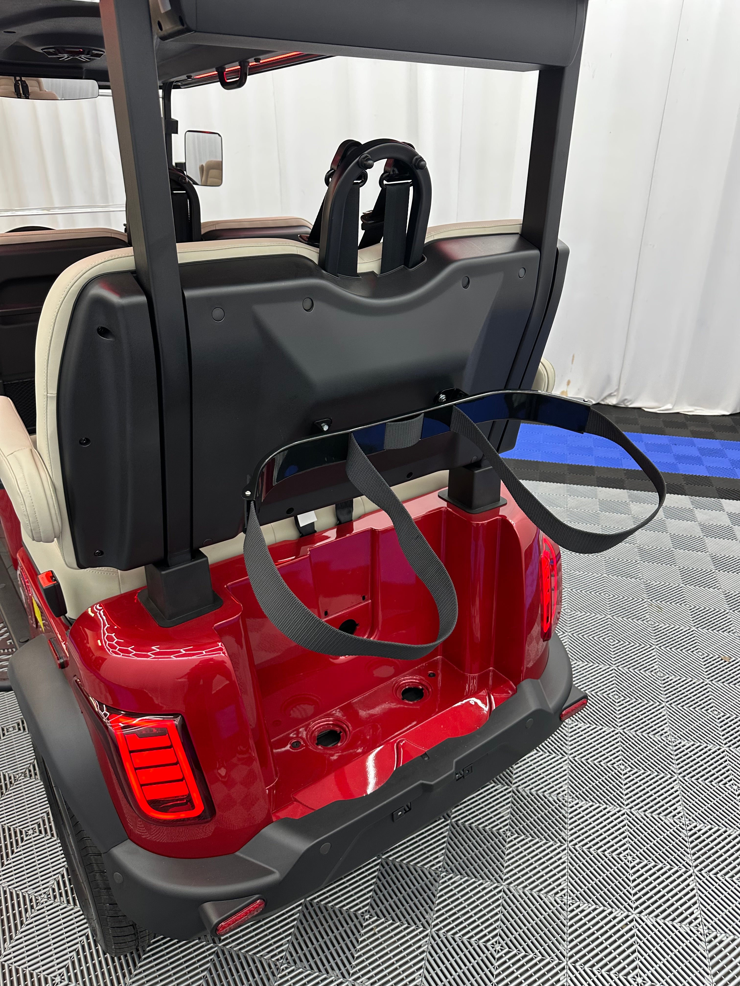 DACH EV Apollo Elite Golf Bag Holder